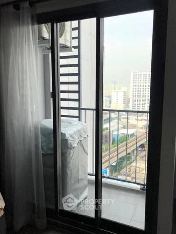 picture 1-BR Condo at Ideo Phaholyothin Chatuchak near BTS Saphan Khwai (ID 435471) - 2/6