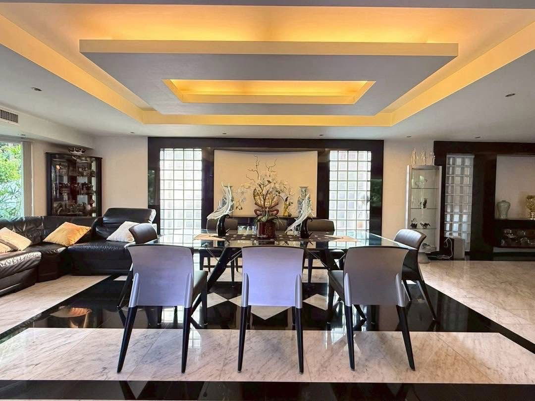 รูป  ขายบ้านเดี่ยวที่ดิน 198 ตรว.หลังมุมสุด Exclusive! ในหมู่บ้าน Park Avenue ศรีนครินทร์-บางนา สงบ ปลอดภัย  - รูปที่ 4/15