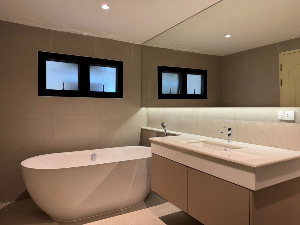 picture For rent 🔥 Condo Baxtor Condominium 2 bedrooms, large size room 110 sq m., completely renovated, pet friendly!! 🐱 - 15/30
