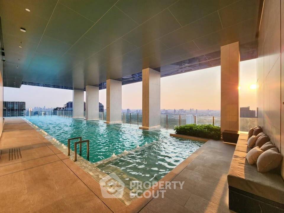 picture 1-BR Condo at Life Phahon-Ladprao near BTS Ha Yaek Lat Phrao (ID 2210384) - 9/11