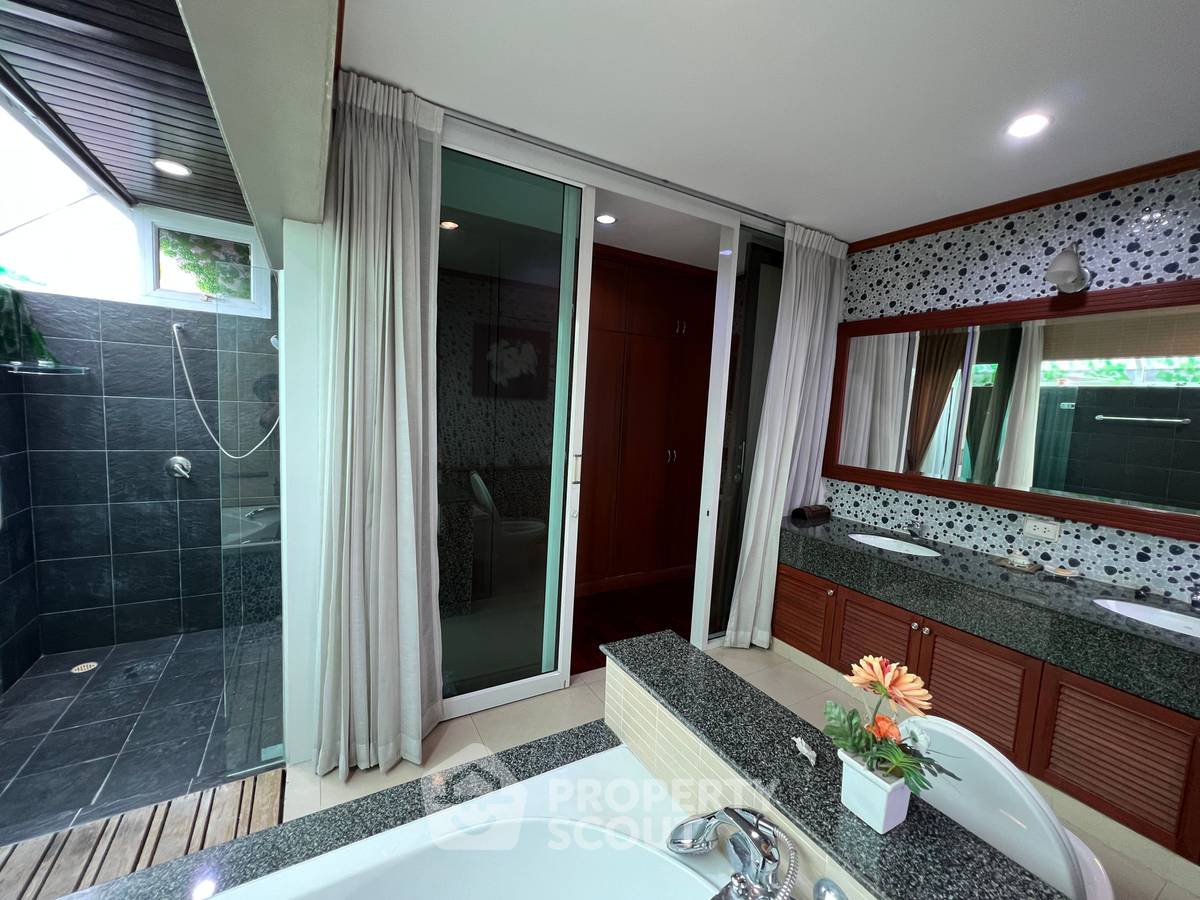 รูป บ้าน 4-ห้องนอน ใน ลาดพร้าว (ID 1727436) - รูปที่ 36/48