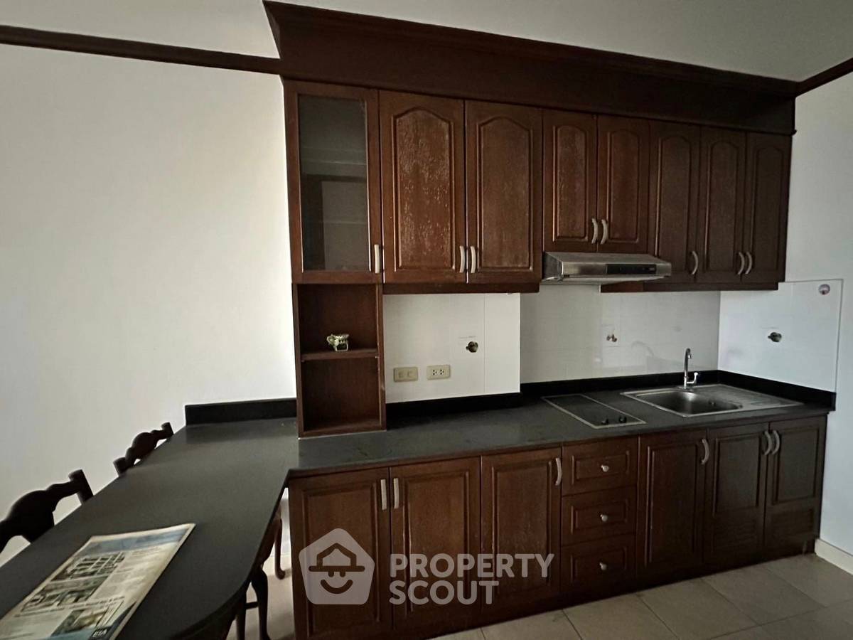 picture Studio Condo at View Talay 5 Condominium Jomtien close to Jomtien Beach (ID 1293221) - 5/10