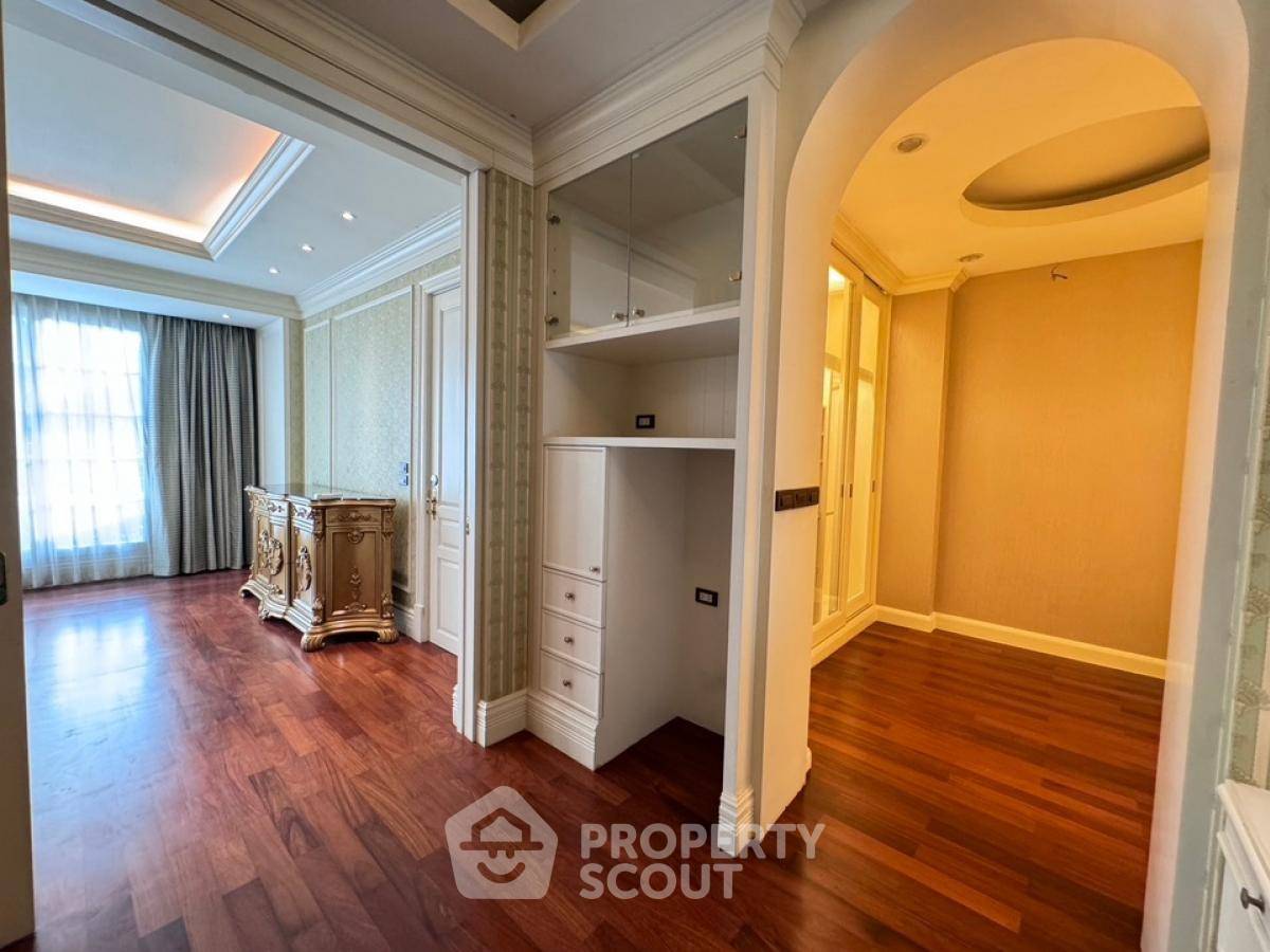 picture 4-BR House in Khlong Song Ton Nun (ID 1930137) - 9/24