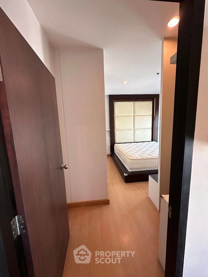 picture 1-BR Condo at The Star Estate @ Rama III Condominium close to Phra Ram 3 (ID 2213058) - 4/9