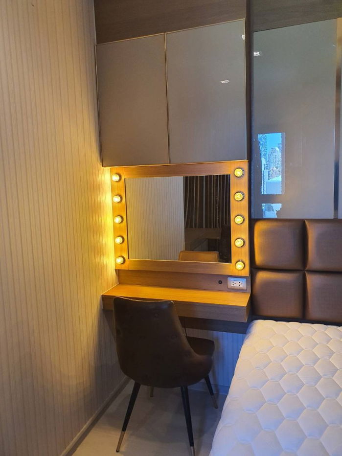 picture @Condorental condo for rent Life One Wireless - 2/15