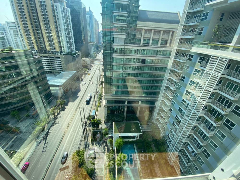 picture 2-BR Condo at The Parkland Grand Asoke Phetchaburi near MRT Phetchaburi (ID 384567) - 9/33