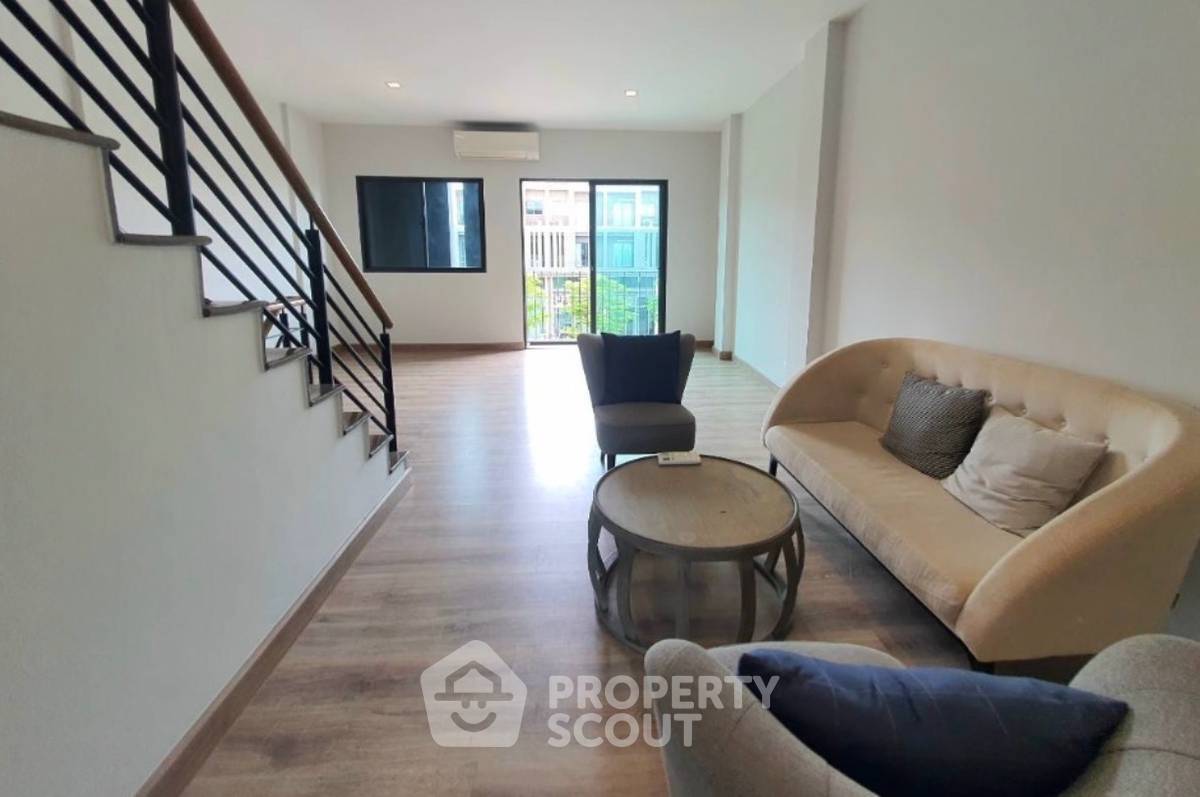 picture 3-BR Townhouse in Nong Khaem (ID 2030463) - 3/7