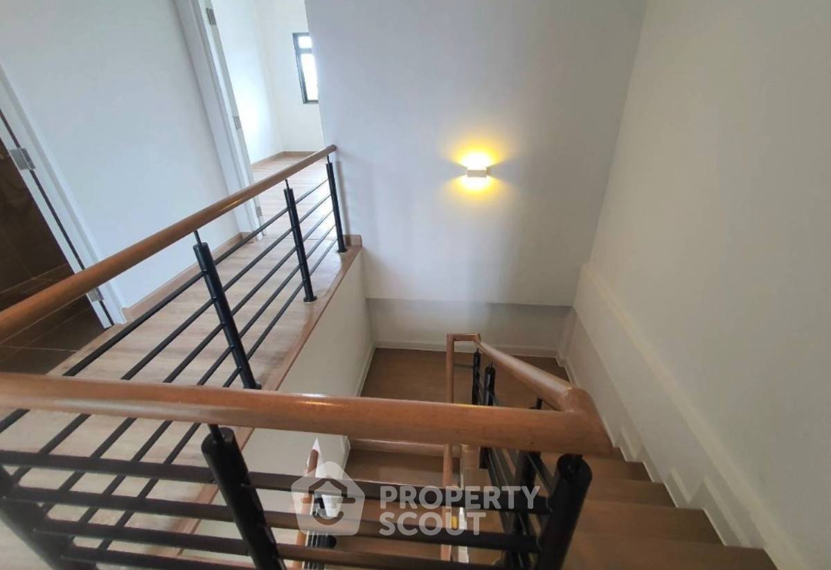 picture 3-BR Townhouse in Nong Khaem (ID 2030463) - 5/7