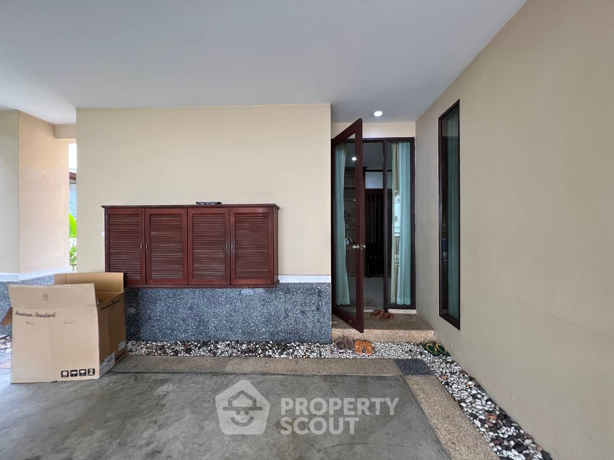 รูป บ้าน 4-ห้องนอน ใน ลาดพร้าว (ID 1727436) - รูปที่ 13/48