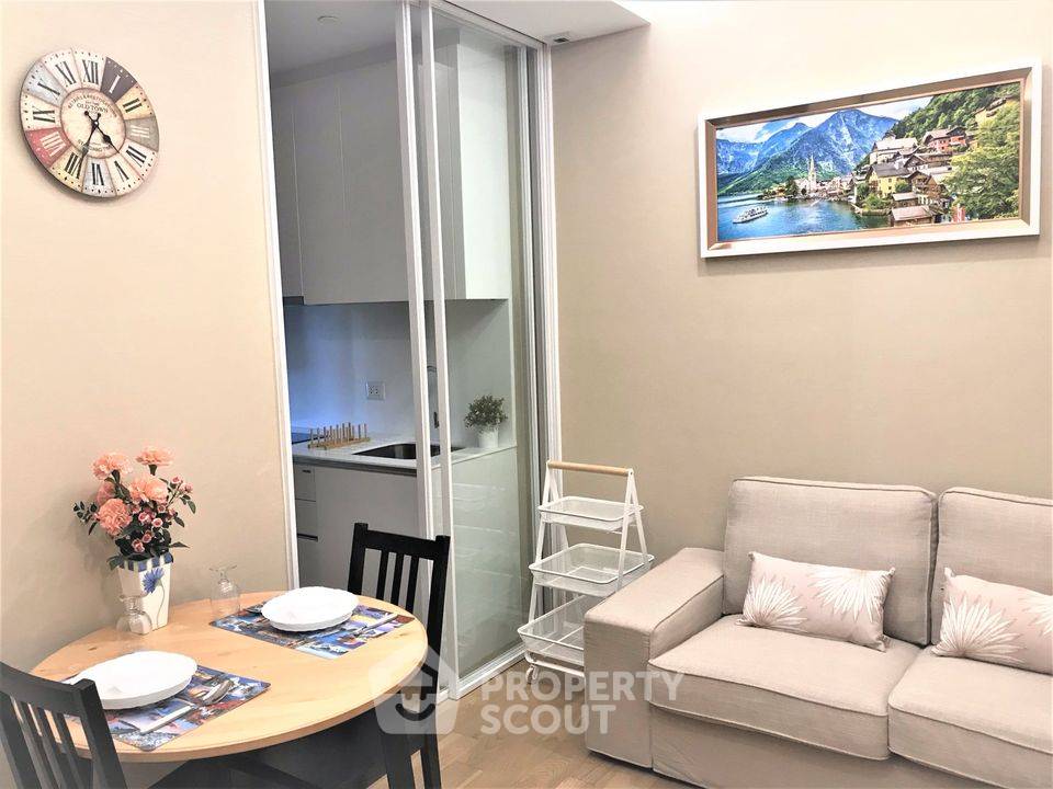 picture 1-BR Condo at The Saint Residences near MRT Phahon Yothin (ID 476920) - 9/24