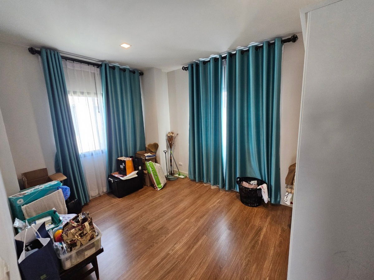 รูป ขายบ้านแฝด โครงการ วี คอมพาวด์ ติวานนท์ รังสิต (V Compound Tiwanon-Rangsit) ขนาด 38.8 ตร.ว. ราคาพิเศษ - รูปที่ 21/25