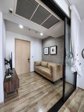 Urgent sale, luxury condo The Line Jatujak in the heart of Chatuchak area, walking distants to MRT,BTS