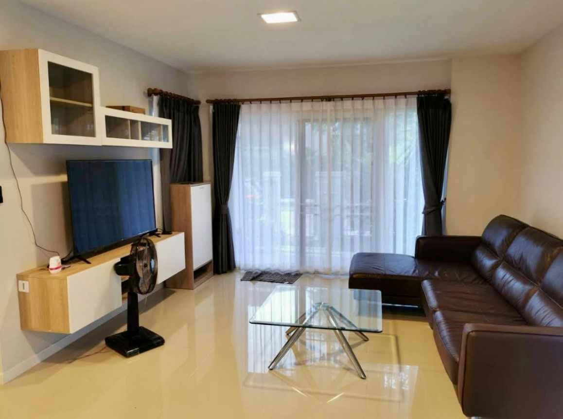 รูป 🏡 ให้เช่าบ้านเดี่ยว ตกแต่งสไตล์โมเดิร์น ในโครงการคุณภาพ ความปลอดภัยสูง ใกล้ห้างสรรพสินค้า, โรงเรียนนานาชาติ - รูปที่ 2/12