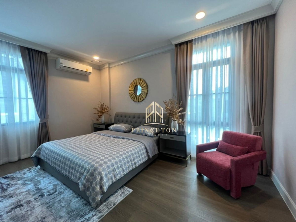picture Luxury House For Sale Nantawan Rama 9 New Krungthep Kreetha Near Wellington International School and golf courses - 20/39