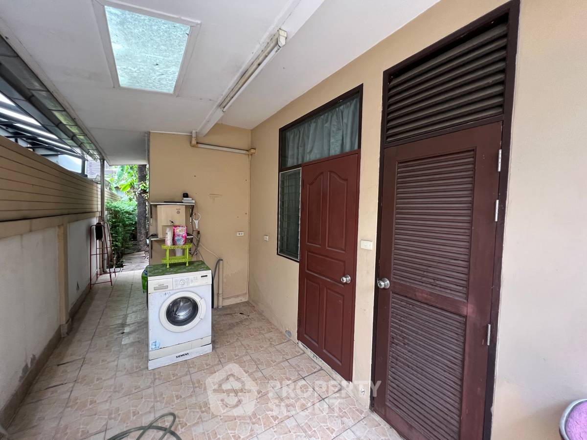 รูป บ้าน 4-ห้องนอน ใน ลาดพร้าว (ID 1727436) - รูปที่ 47/48