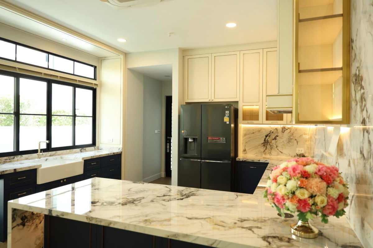 รูป P0055 ขายบ้านสวยหรูที่โครงการ!  Nantawan Rama 9 - New Krungthepkreetha - รูปที่ 6/19