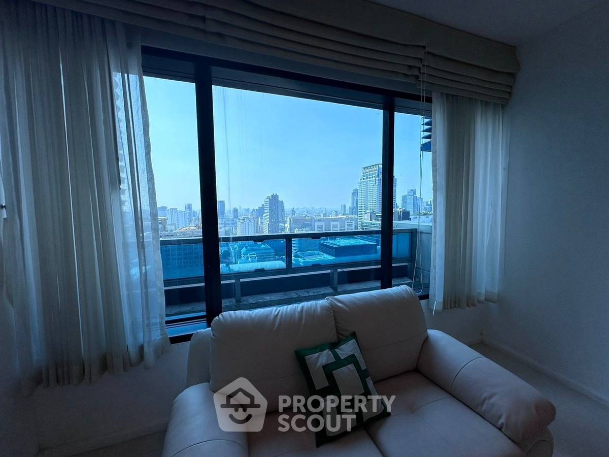 picture 2-BR Condo at The Royal Maneeya Condominium near BTS Chit Lom (ID 1483515) - 3/26