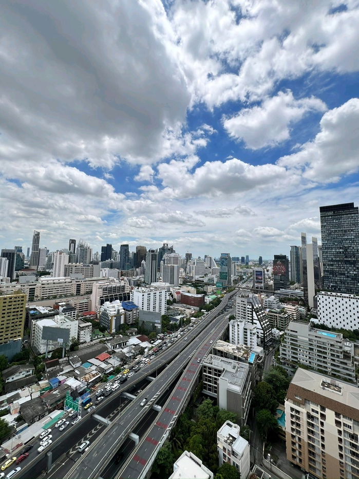 picture Life One Wireless | BTS Ploenchit - 9/9