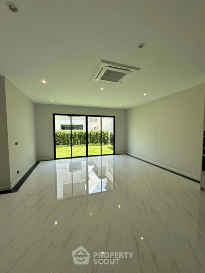รูป บ้าน 6-ห้องนอน ใกล้ กรุงเทพกรีฑา (ID 1865892) - รูปที่ 8/17