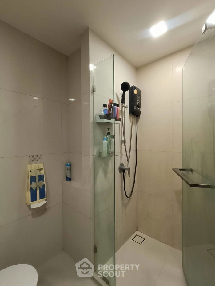 picture 1-BR Condo at Centric Ratchayothin near BTS Ratchayothin (ID 2067472) - 8/10