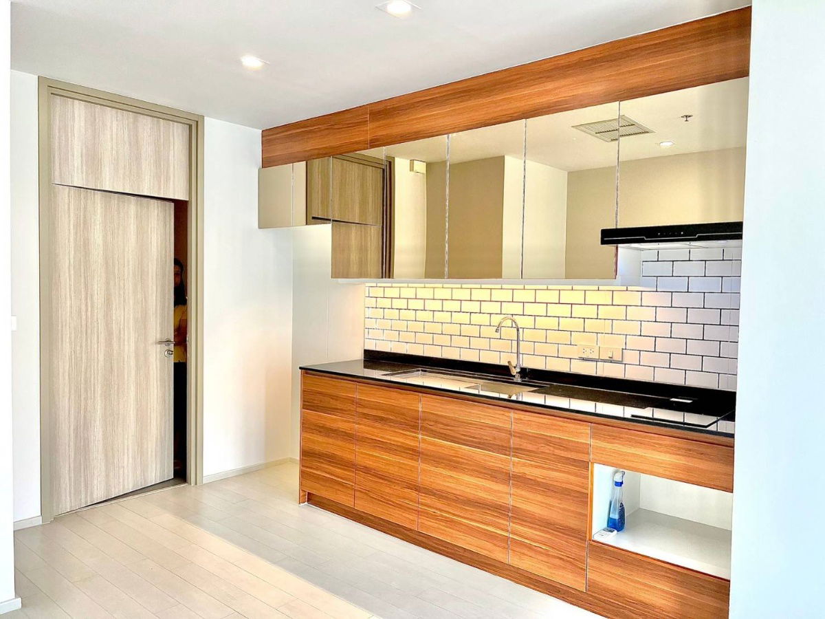 รูป ♦ Unfurnished ♦ ตึก B ชั้น 10+, Type A06 | 1 ห้องนอน 55.75 ตร.ม. | คอนโดมี Skywalk เชื่อมเข้า BTS เพลินจิต, Central Embassy - รูปที่ 4/16