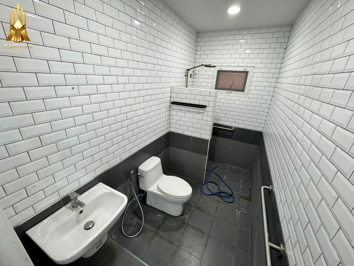 รูป ขายบ้านเดี่ยวรามอินทรา 28 หลังมุม ใกล้รถไฟฟ้า ใกล้ทางด่วน เดินทางสะดวกมากๆ🚨🔥🏡 - รูปที่ 5/10