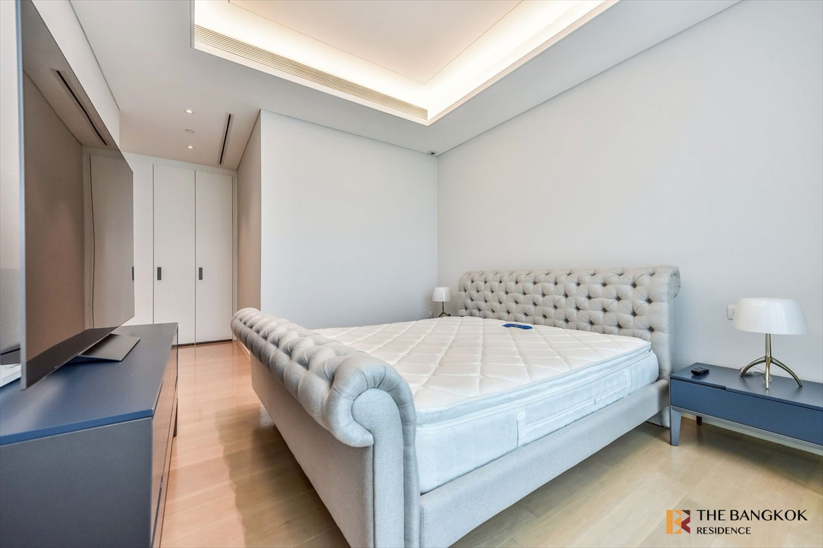 picture Rare unit in Prestige Project! 💥 Baan Sindhorn, where living is fulfilled, near BTS Ratchadamri - 2/13