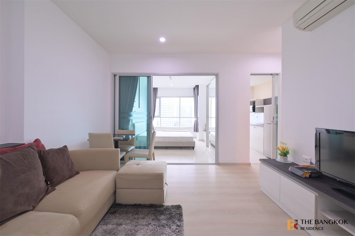 picture Life Ratchadapisek - the best price 3.65 MB , 1B1B size 38 sqm, very nice room and ready to move in ( Line ID: real_realestate or phone: 0842824246)  - 2/10
