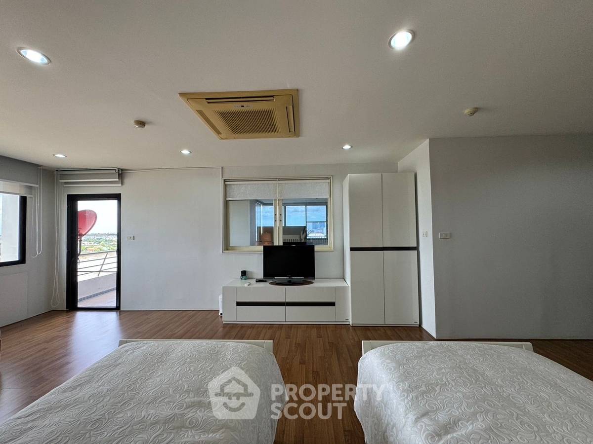 รูป คอนโด 3-ห้องนอน ที่ ริเวอไรน์ เพลส ใน สวนใหญ่ (ID 2004457) - รูปที่ 4/16