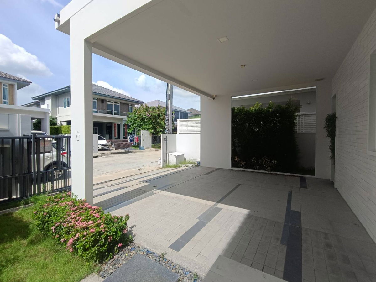 picture Mantana Bangna-Wongwaen | Near Burapha Withi Expressway - 14/16
