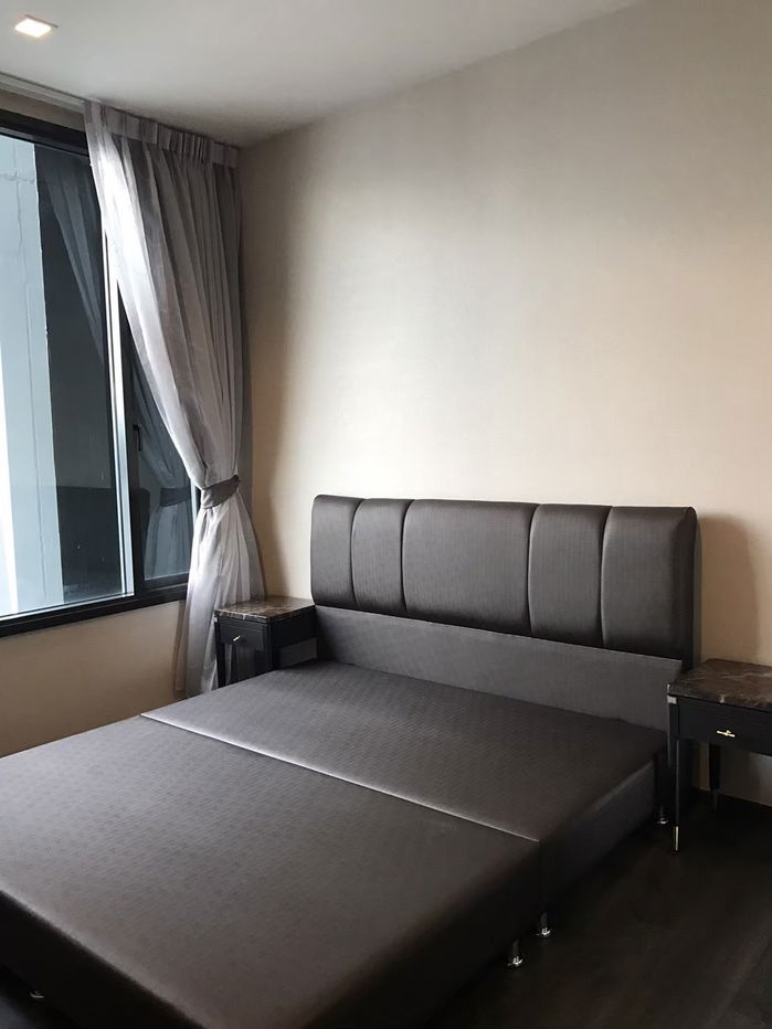picture Live at the Epicenter of Bangkok's Vibrant Lifestyle! Edge Sukhumvit 23 for Rent. - 9/16