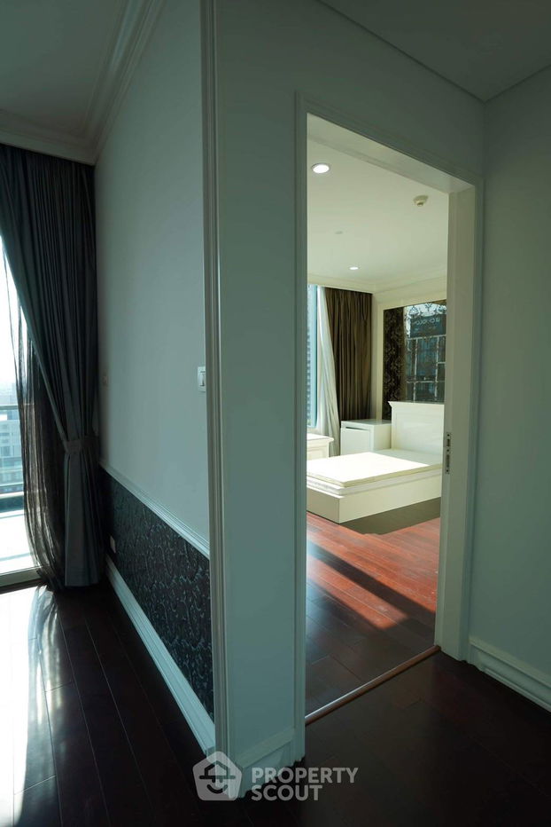 picture 2-BR Condo at The Park Chidlom near BTS Chit Lom (ID 545751) - 3/12