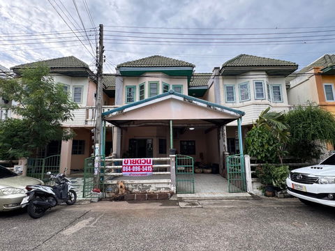 ขายทาวเฮ้าส์ หมู่บ้านสินทรัพย์ 1 คลอง4 หมู่บ้านติดถนนรังสิต-นครนายก เดินทางสะดวก   ✅เจ้าของขายเอง