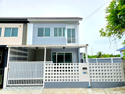 ทาวน์โฮม สมุทรปราการ : ขายบ้านทาวน์เฮ้าส์ หมู่บ้านพฤกษา 128
