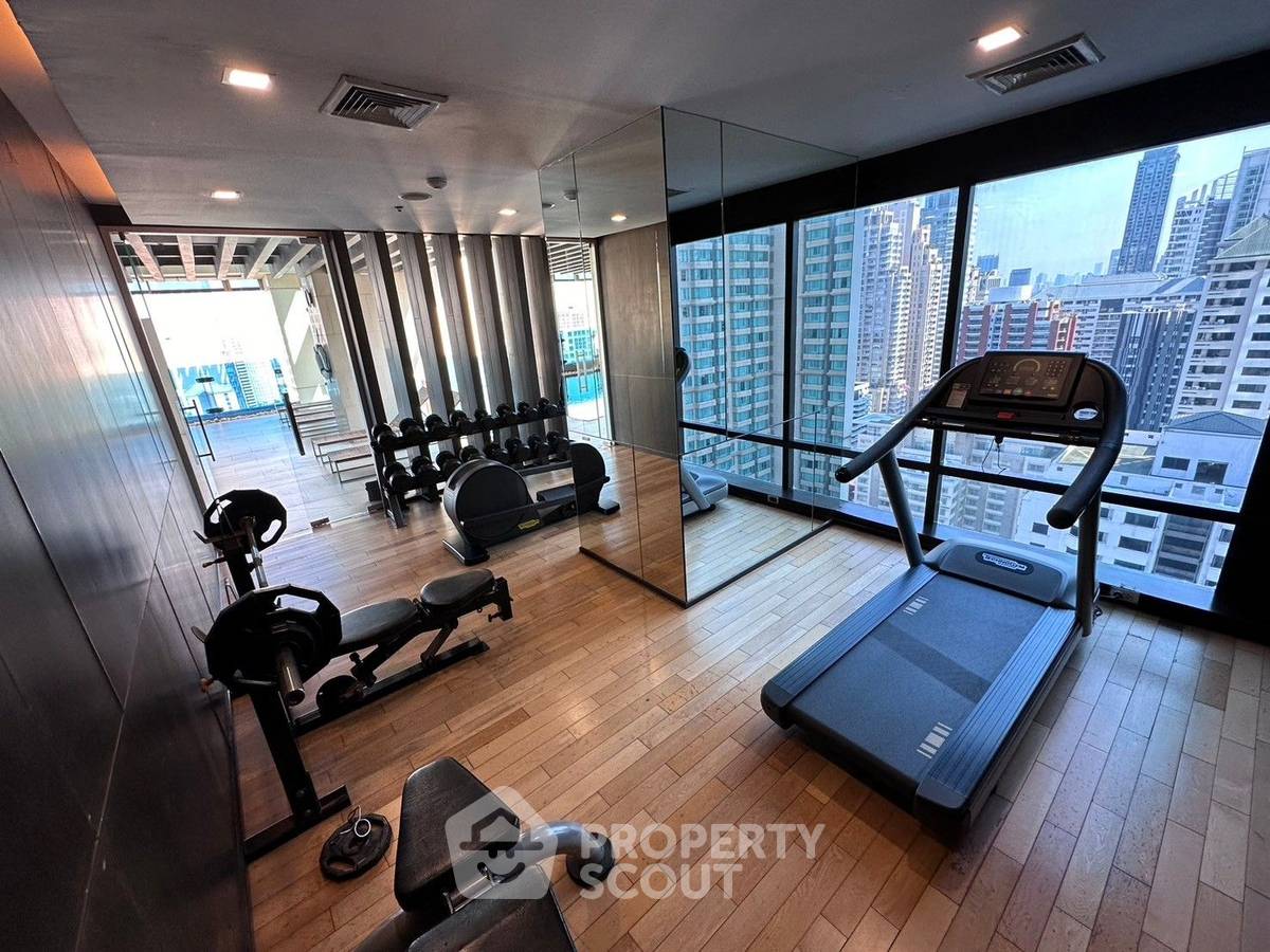 picture 2-BR Condo at The Royal Maneeya Condominium near BTS Chit Lom (ID 1483515) - 24/26