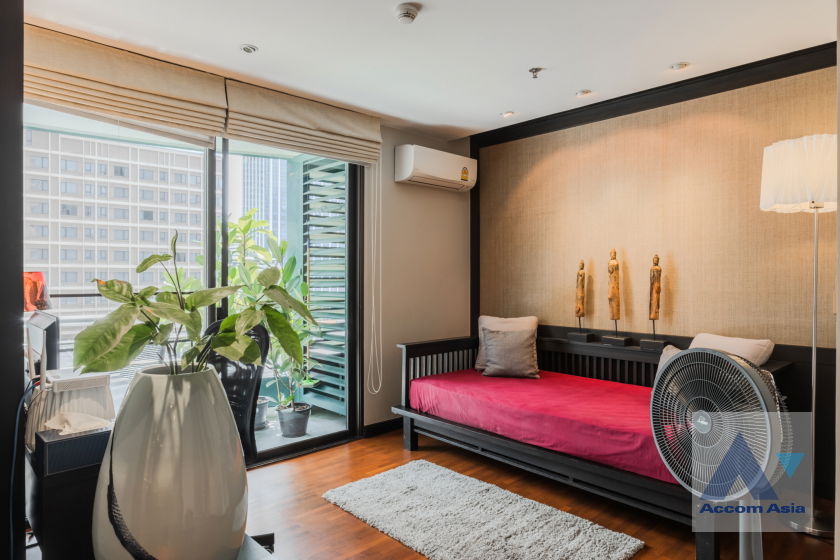 รูป 🔼🔽 AccomA 📩 Modern condo with cozy feel, practical layout in Langsuan at Baan Na Varang (1510405) - รูปที่ 9/20