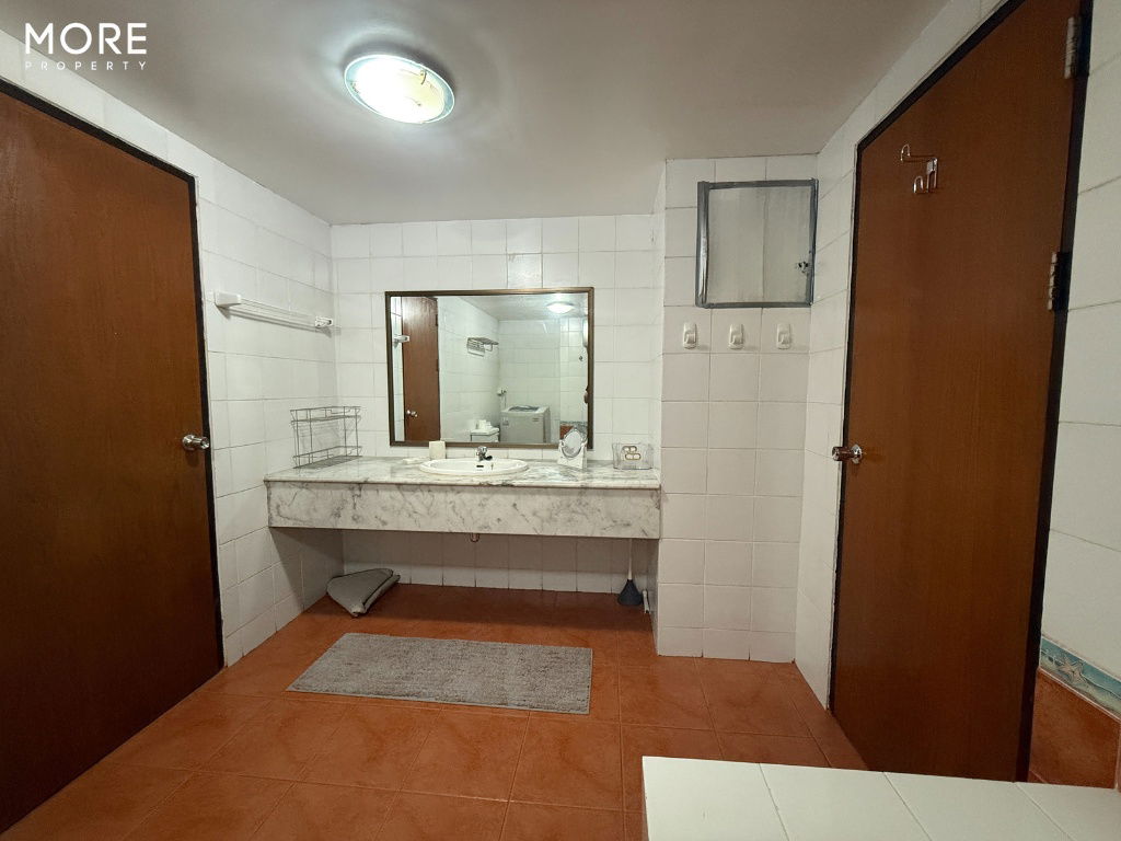 picture For Sale: Hillside Condo 4 – 2 Bedrooms, 2 Bathrooms, 125 sq.m., 15th Floor, near One Nimman (ID: 1143CS) - 29/37