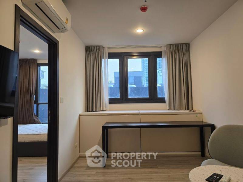 picture 1-BR Condo at XT Huaikhwang near MRT Huai Khwang (ID 2061753) - 1/12