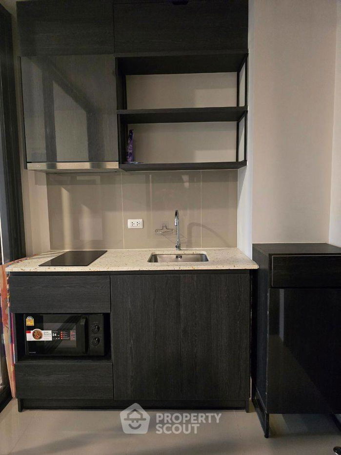 picture 1-BR Condo at XT Huaikhwang near MRT Huai Khwang (ID 2061753) - 10/12