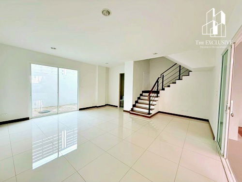 รูป ขาย ทาวน์โฮม 3 ชั้น หมู่บ้าน Cote Maison Rama3 อยู่ใจกลางเมือง #ย่านสาทร เชื่อมต่อถนนสาธุประดิษฐ์  - รูปที่ 2/13