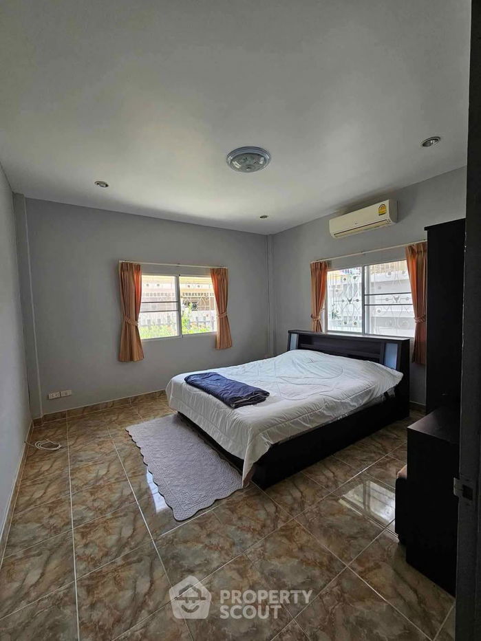 picture 2-BR House close to Bangsaray (ID 2099262) - 10/11