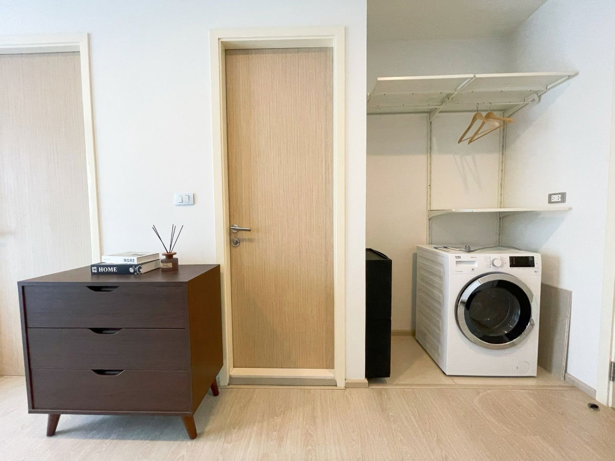 picture Condo for sale: Rhythm Asoke 2 near MRT Rama 9, 3,700,000 baht, property code: SL063 - 9/13