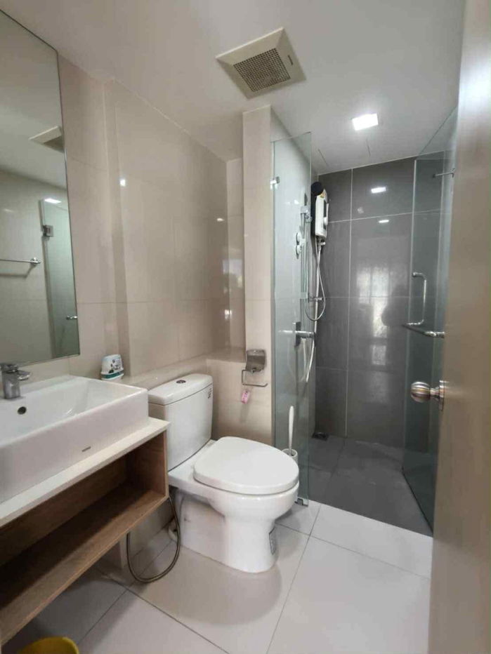 picture Shuttle service BTS Punnawithi 1 km.  Price  13,000 Baht Condo Moniiq Sukhumvit 64 ( Rental ) - 8/9