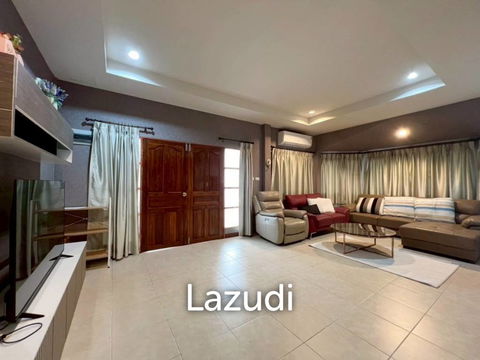 3 Beds 3 Baths 190 SQ.M. Siam Place Village