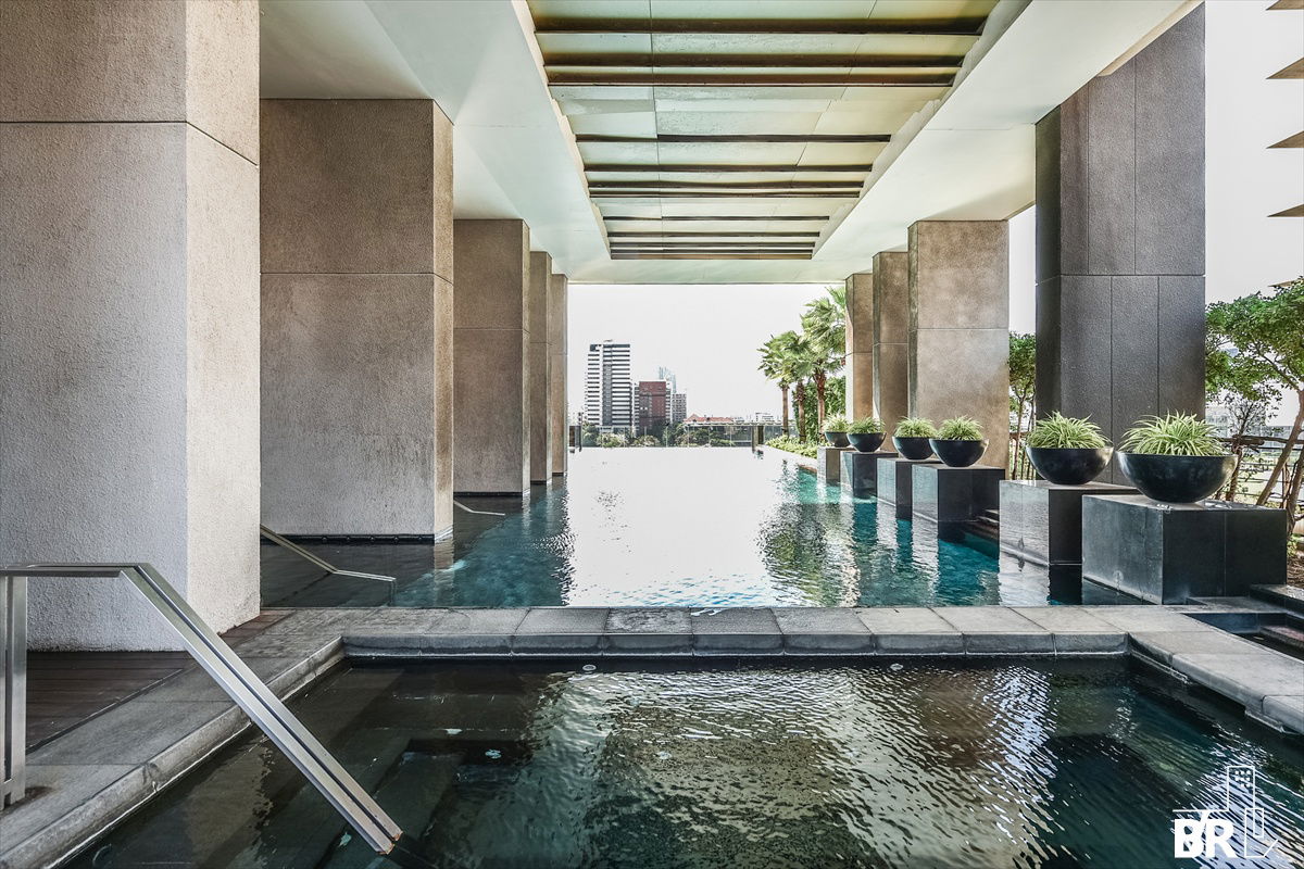 รูป  185 ราชดำริ 🌟 คอนโด Luxury สุดพรีเมียมทำเลทอง 🌟 ใกล้ BTS สถานีราชดำริ  - รูปที่ 2/4