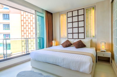 Condos for rent Nimmana Haeminda Road : No Short term rent !❌️S condominium For Rent! 2bed,Near One Nimman, Maya 