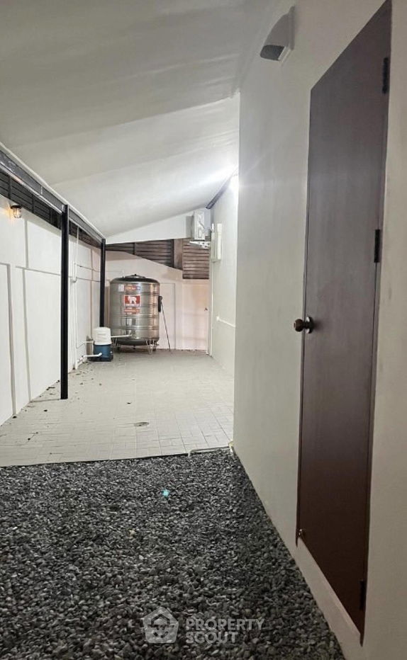 picture 3-BR House in Saphan Sung (ID 1866501) - 14/14