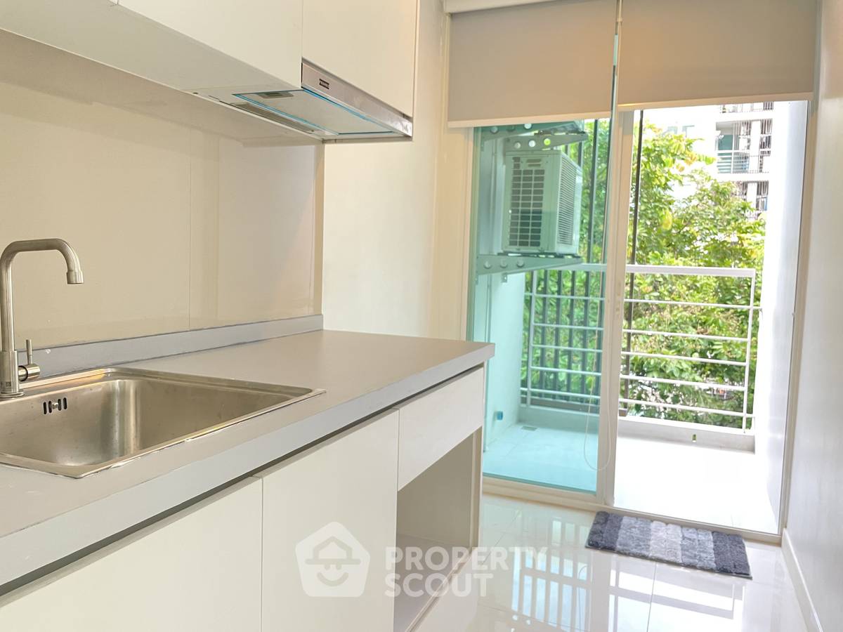 picture 1-BR Condo at Elements Srinakarin in Nong Bon (ID 2213828) - 7/11
