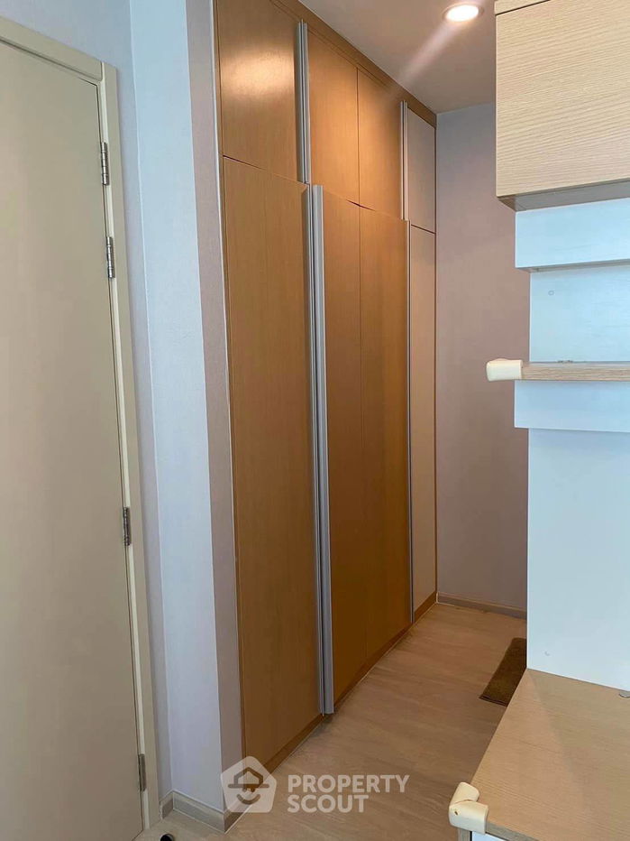 picture 2-BR Condo at Life Asoke near ARL Makkasan (ID 1902701) - 6/9