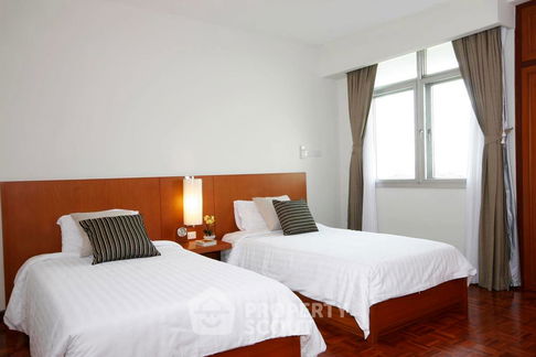 2-BR Condo at Karolyn Court near BTS Phloen Chit (ID 1837505)